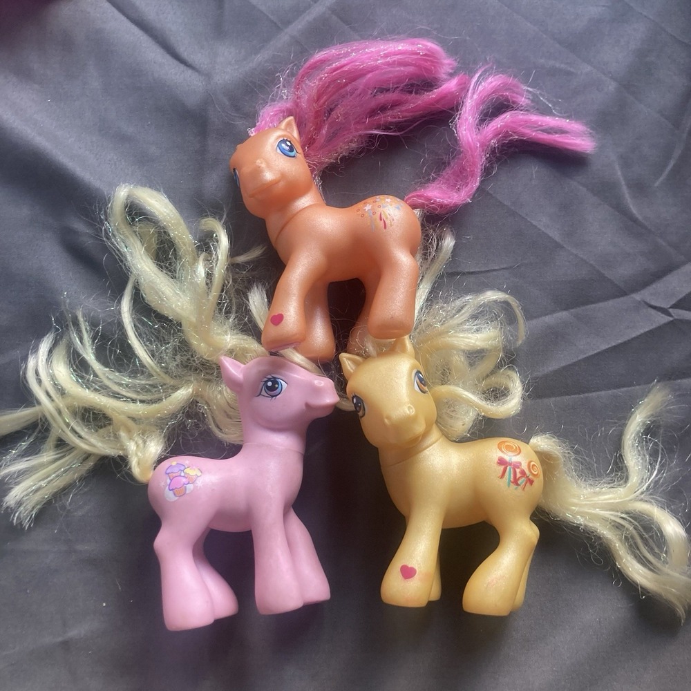 2002 2005 My Little Pony Lot Of 3 Figure Toys Vintage Hasbro